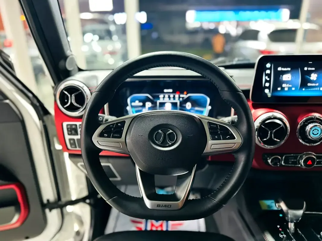 Baic BJ40 2.0 AT RWD (224 hp) - 9