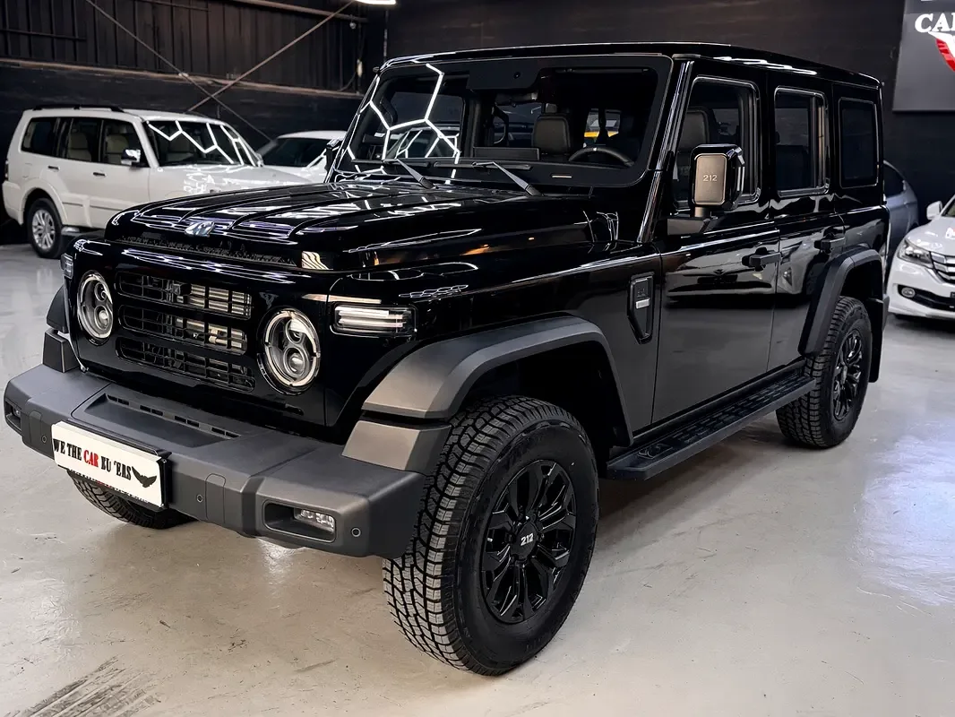 BAW 212 T01 2.0 AT 4WD (252 hp)