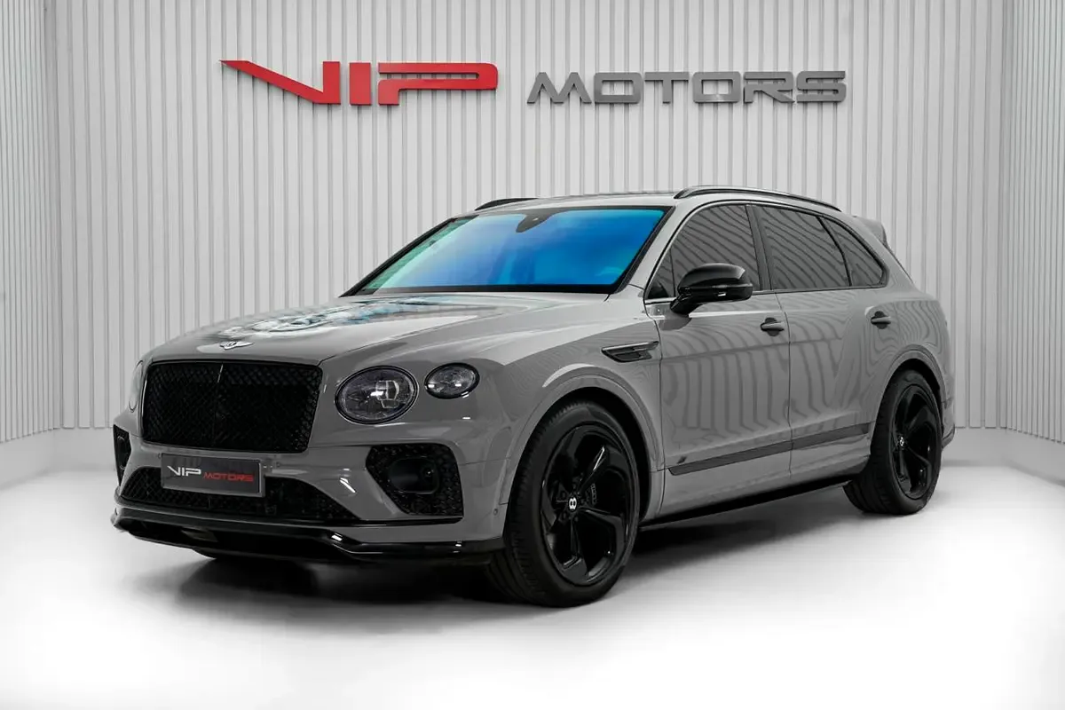 Bentley Bentayga 4.0 AT 4WD (550 hp)
