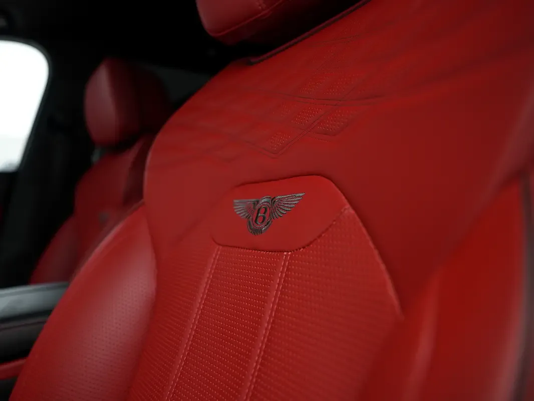 Bentley Bentayga 4.0 AT 4WD (550 hp) - 14