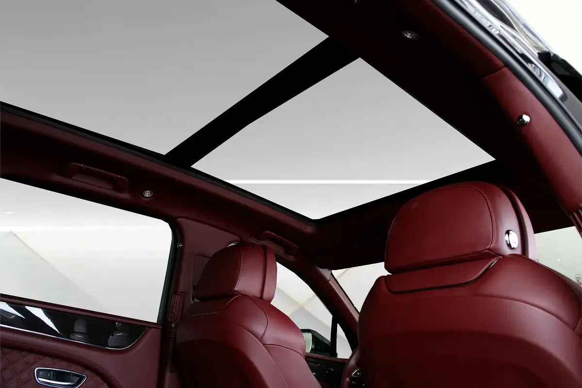 Bentley Bentayga 4.0 AT 4WD (550 hp) - 20