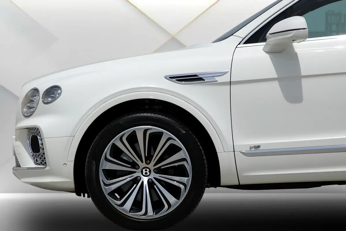 Bentley Bentayga 4.0 AT 4WD (550 hp) - 7