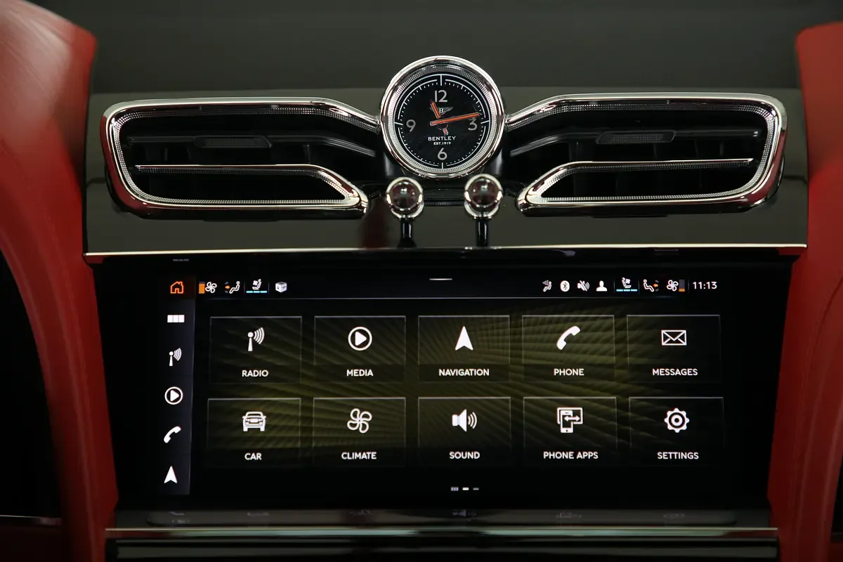 Bentley Bentayga 4.0 AT 4WD (550 hp) - 16