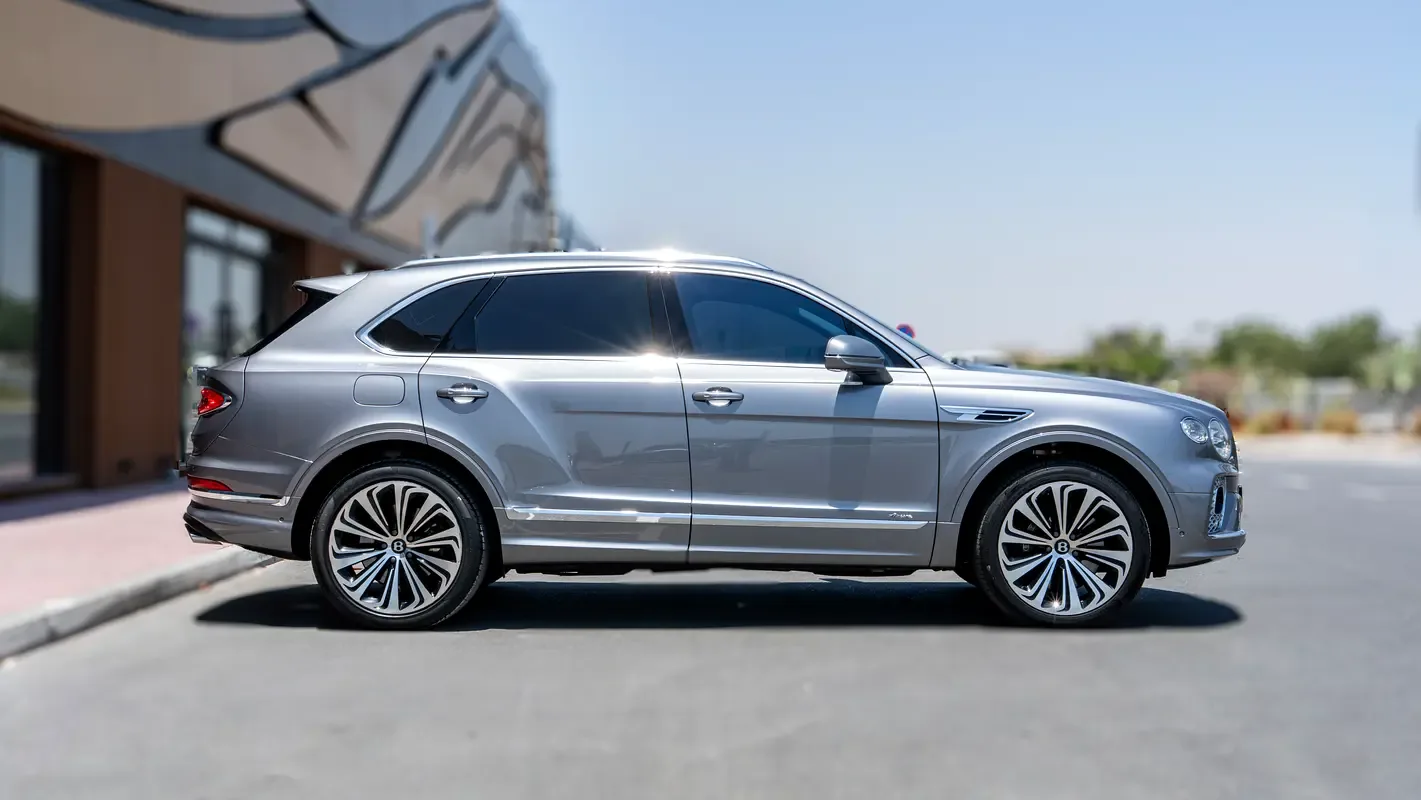 Bentley Bentayga 4.0 AT 4WD (550 حصان) - 8