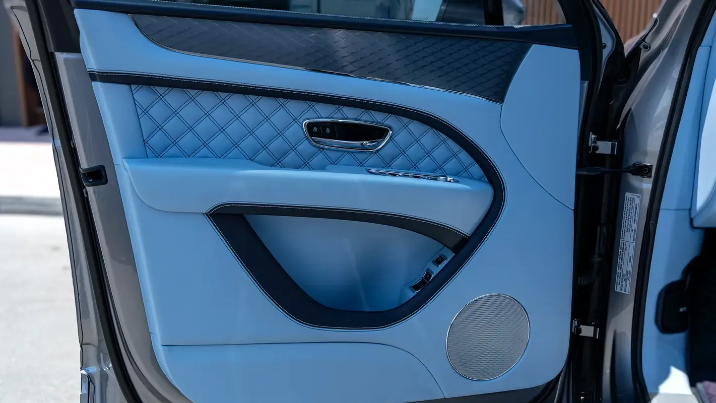 Bentley Bentayga 4.0 AT 4WD (550 حصان) - 11