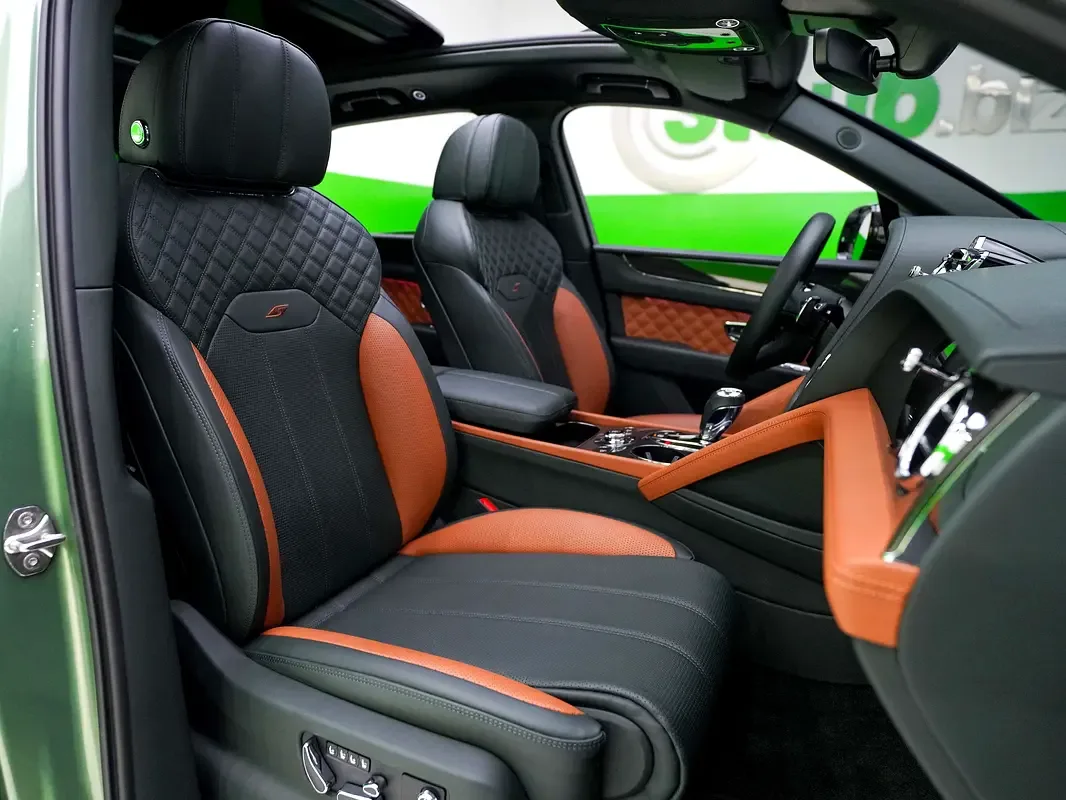 Bentley Bentayga 4.0 AT 4WD (550 hp) - 15