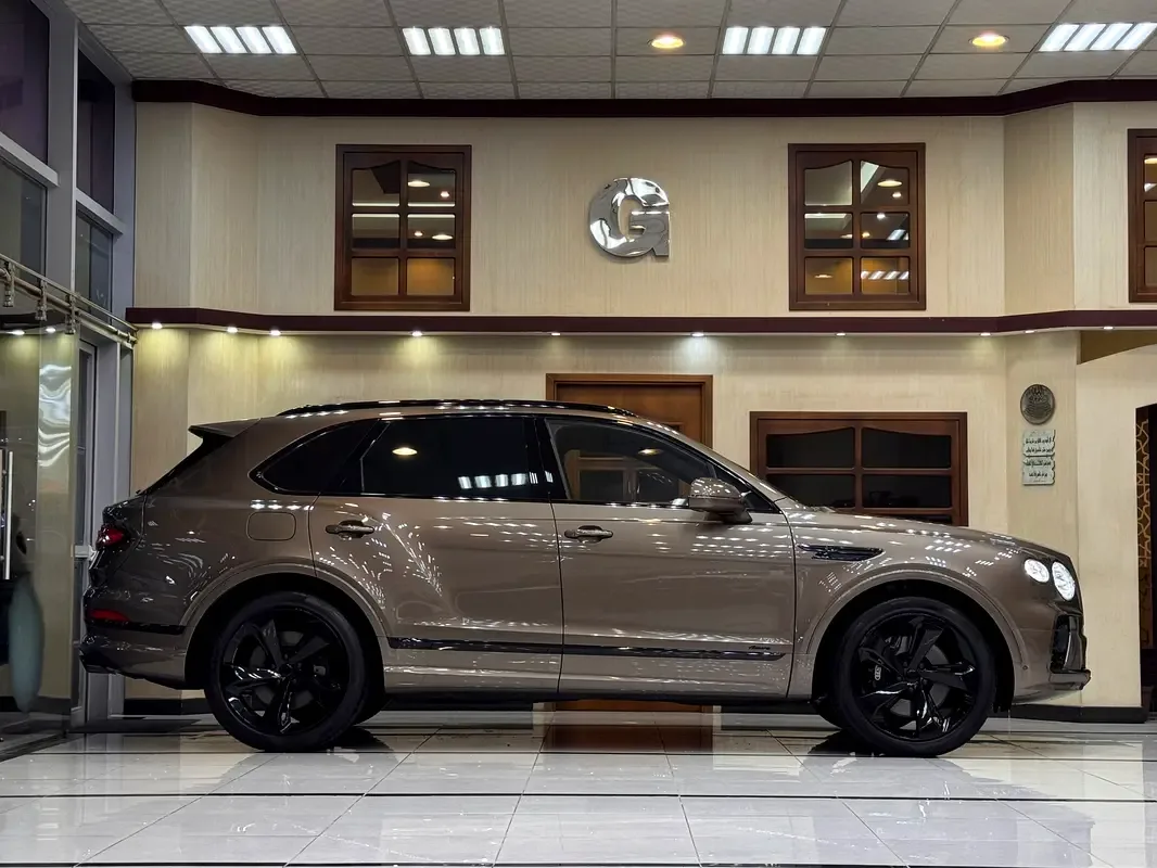 Bentley Bentayga 4.0 AT 4WD (550 حصان) - 7