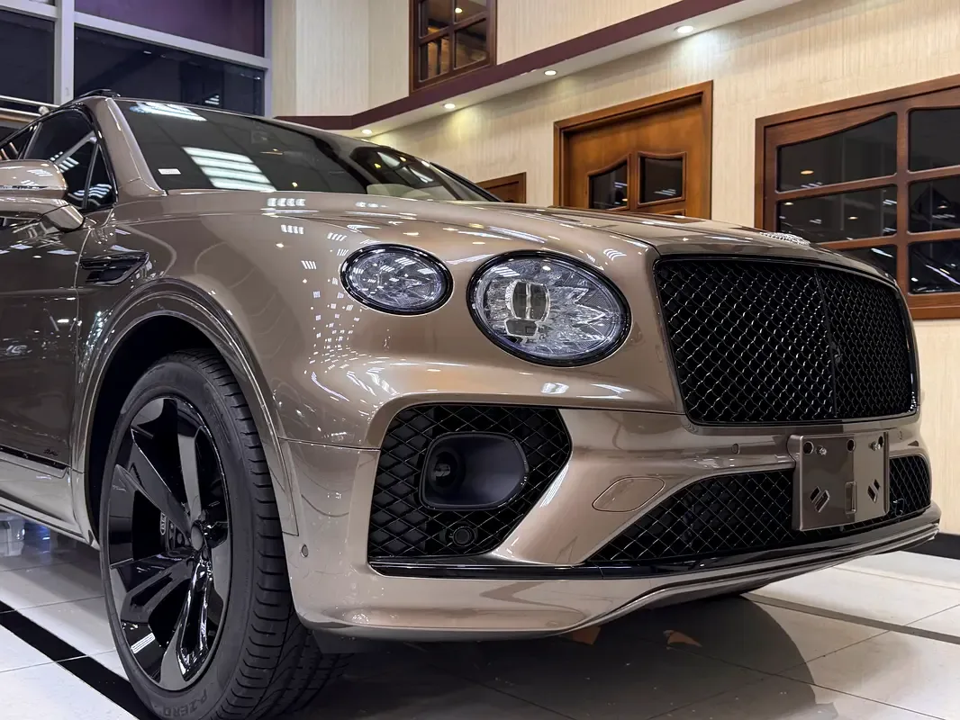 Bentley Bentayga 4.0 AT 4WD (550 حصان) - 8