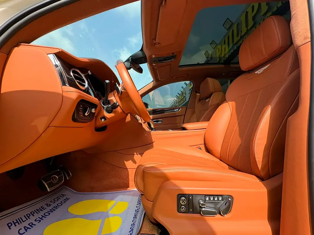 Bentley Bentayga 4.0 AT AWD (550 hp) - 7
