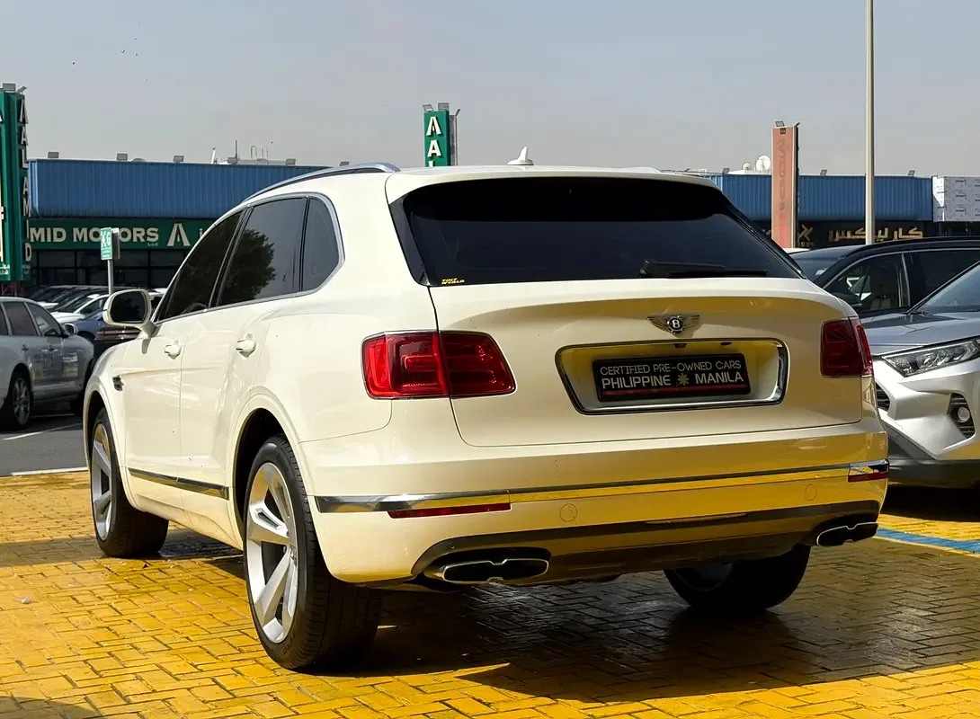 Bentley Bentayga 4.0 AT AWD (550 hp) - 6