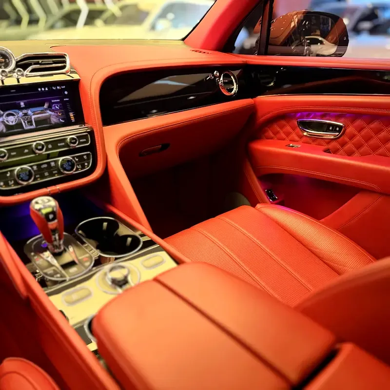 Bentley Bentayga 4.0 AT AWD (650 حصان) - 15