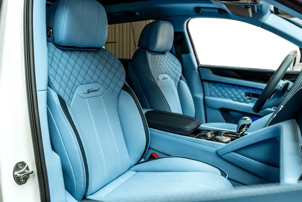 Bentley Bentayga 6.0 AT 4WD (635 hp) - 16