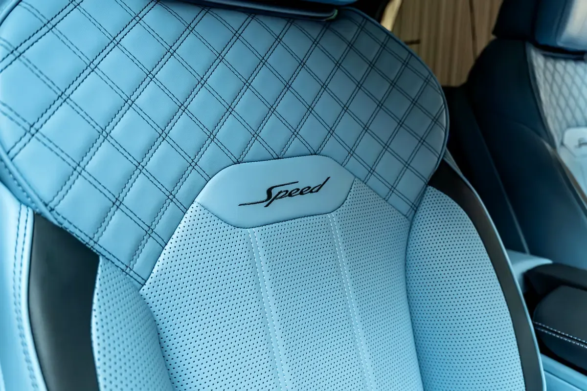 Bentley Bentayga 6.0 AT 4WD (635 hp) - 15