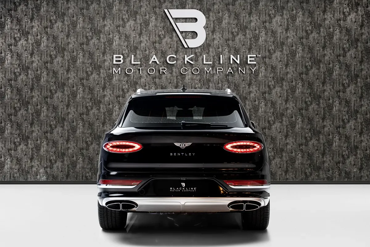 Bentley Bentayga 6.0 AT 4WD (635 حصان) - 4