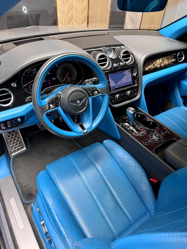 Bentley Bentayga 6.0 AT AWD (635 حصان) - 5