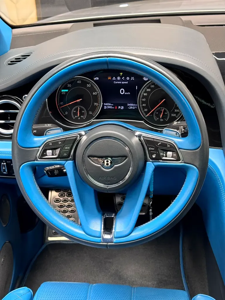 Bentley Bentayga 6.0 AT AWD (635 حصان) - 13