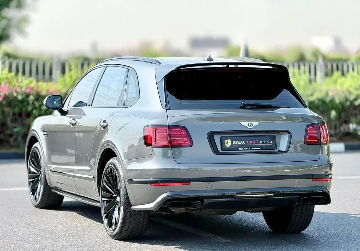 Bentley Bentayga 6.0 AT AWD (635 حصان) - 5