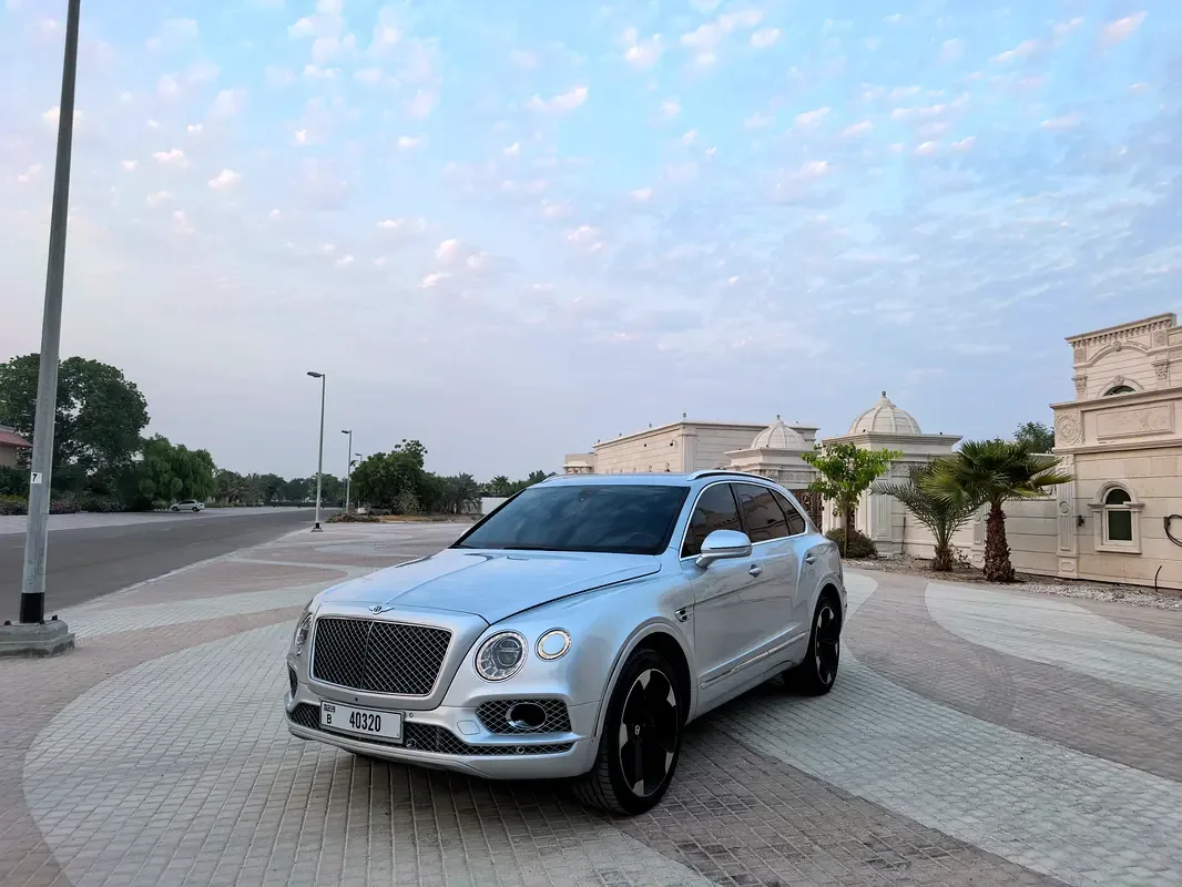 Bentley Bentayga 6.0 AT AWD (635 hp) - 13