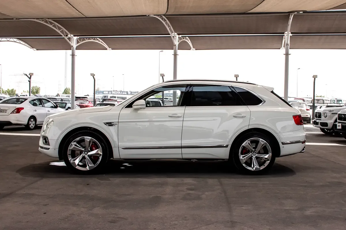 Bentley Bentayga 6.0 AT AWD (635 حصان) - 5
