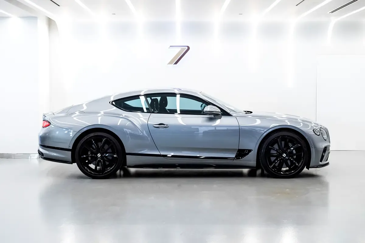 Bentley Continental GT 4.0 AMT AWD (550 حصان) - 3