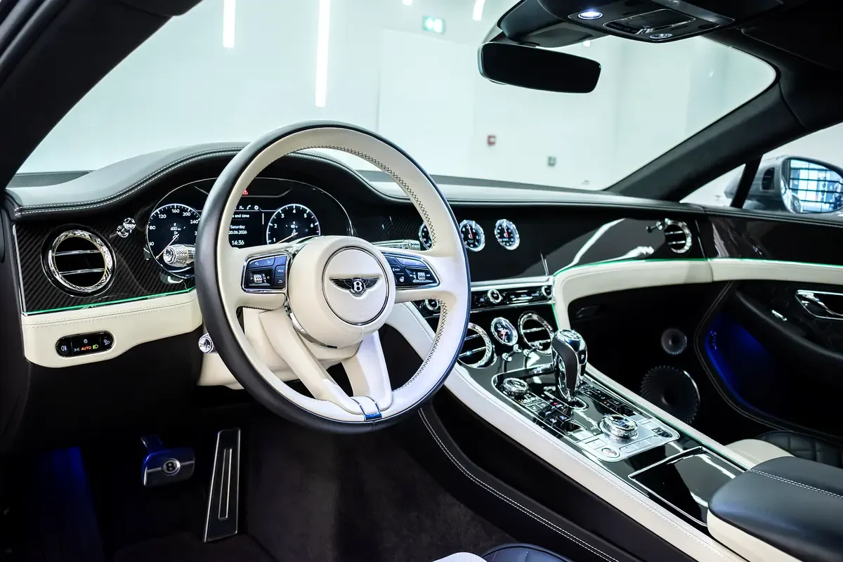 Bentley Continental GT 4.0 AMT AWD (550 حصان) - 7