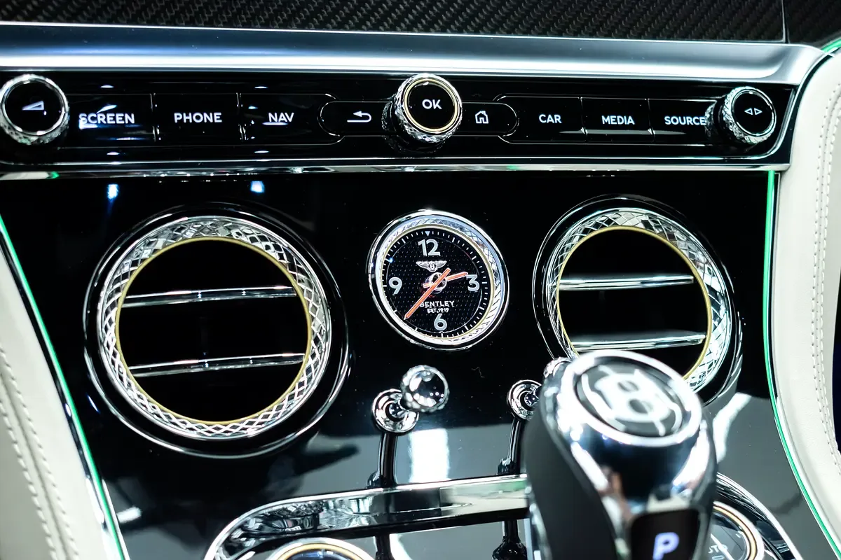 Bentley Continental GT 4.0 AMT AWD (550 حصان) - 11