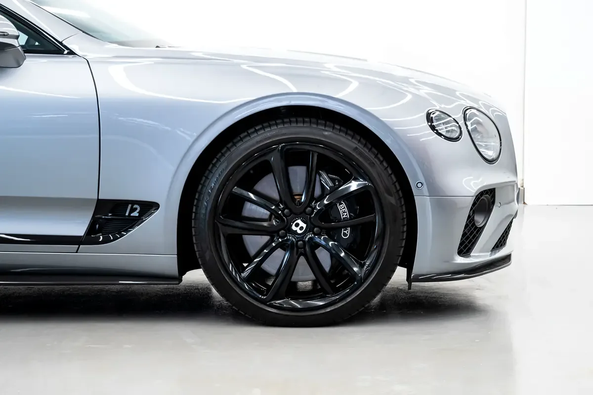 Bentley Continental GT 4.0 AMT AWD (550 حصان) - 18