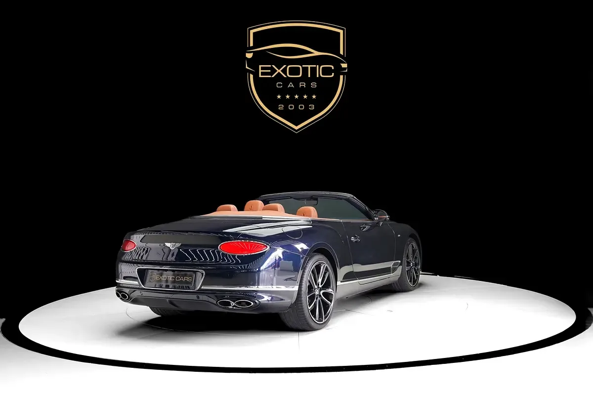 Bentley Continental GT 4.0 AMT AWD (550 حصان) - 4