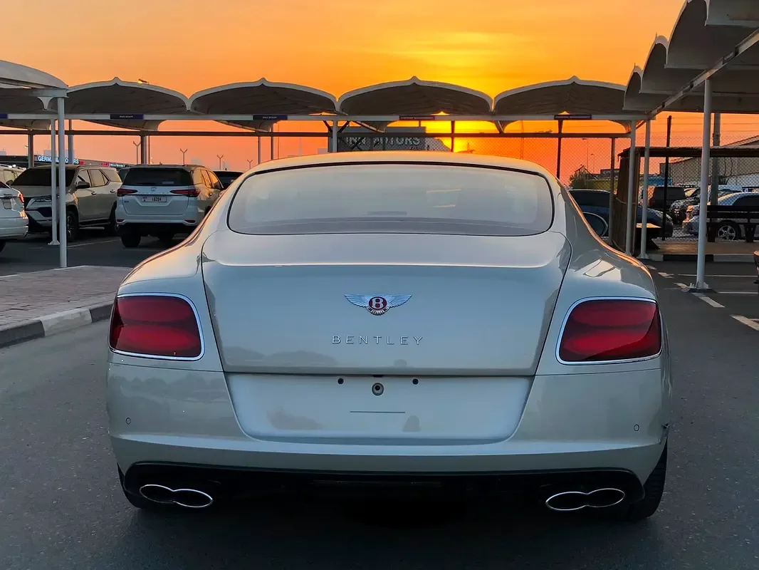 Bentley Continental GT 4.0 AT AWD (528 حصان) - 5
