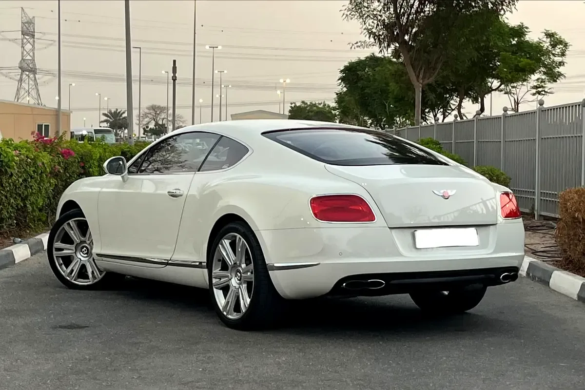 Bentley Continental GT 4.0 AT AWD (528 حصان) - 5