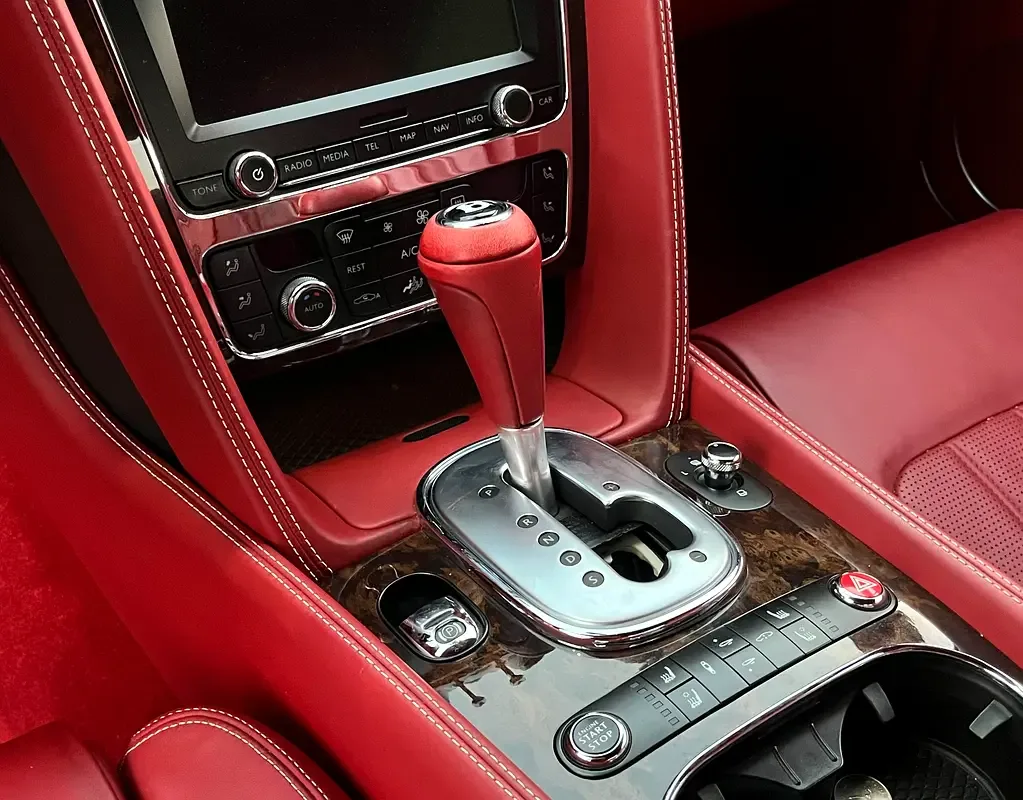 Bentley Continental GT 4.0 AT AWD (528 حصان) - 8