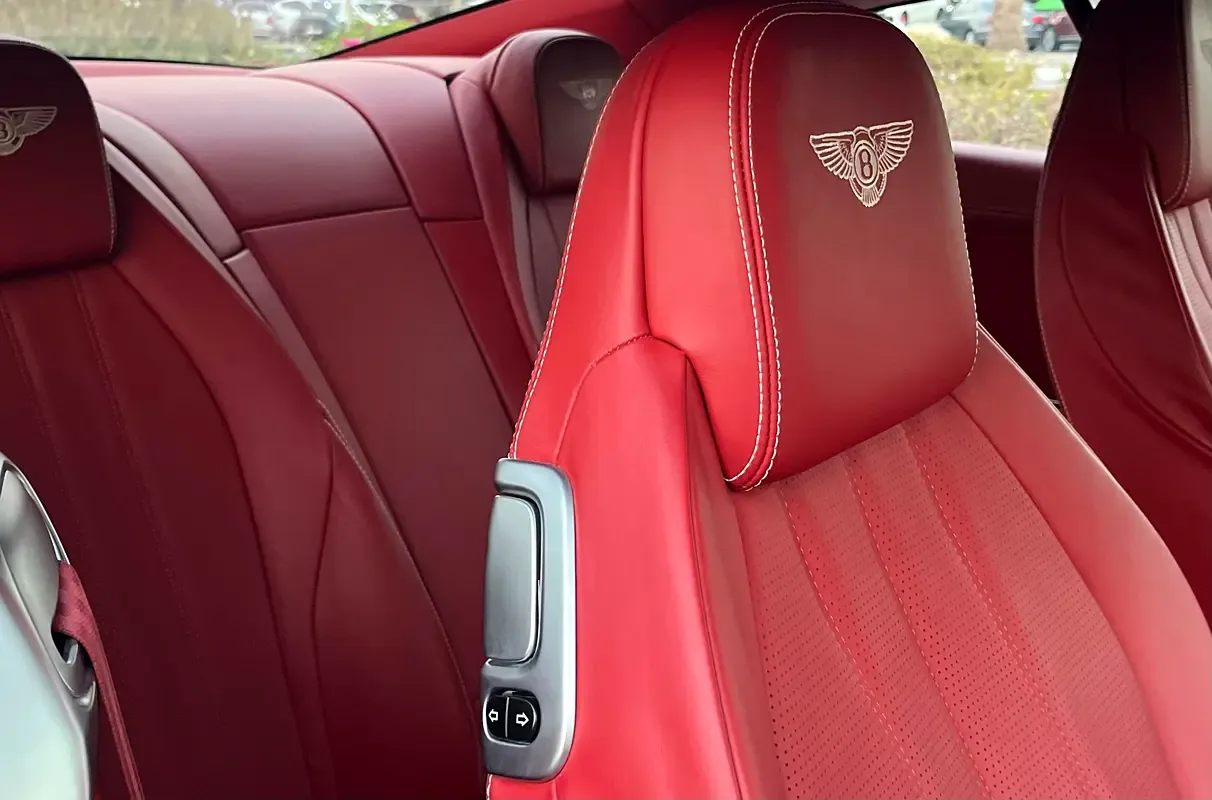 Bentley Continental GT 4.0 AT AWD (528 حصان) - 14