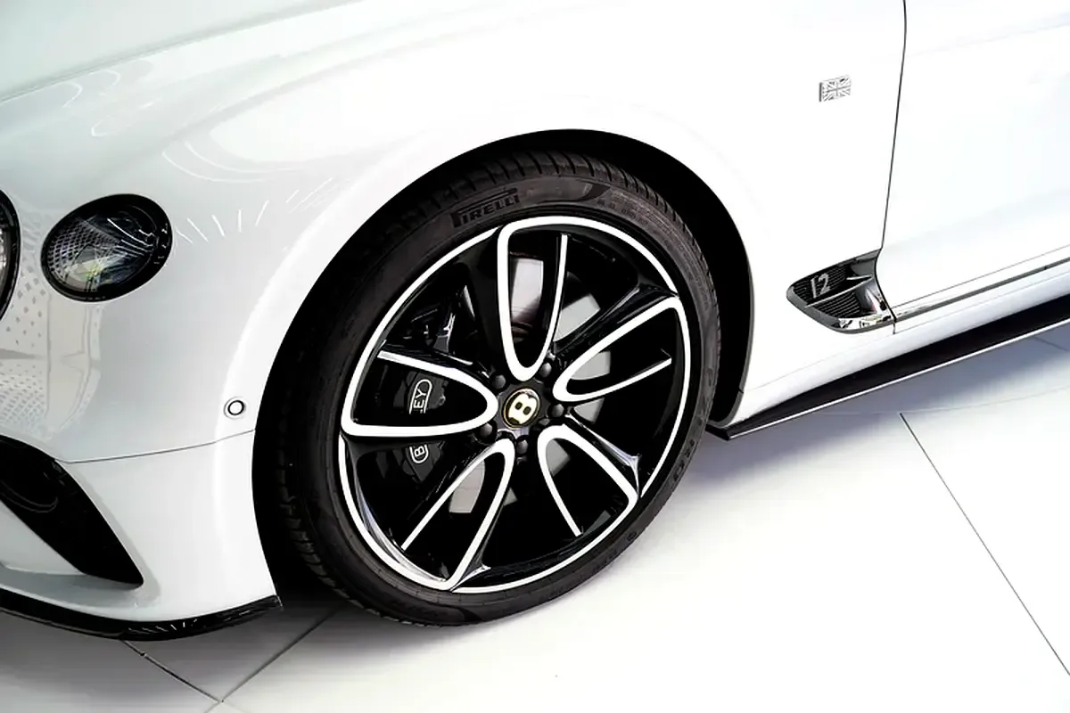 Bentley Continental GT 6.0 AMT AWD (659 حصان) - 7