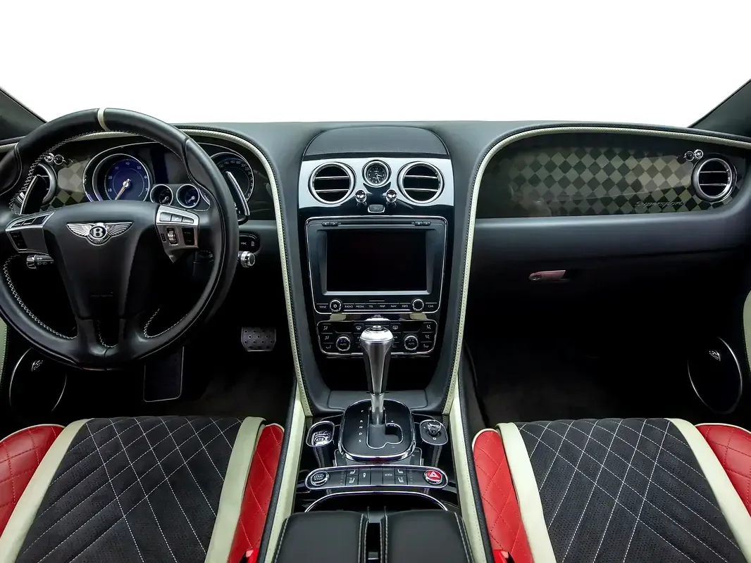 Bentley Continental GT 6.0 AMT AWD (659 حصان) - 13