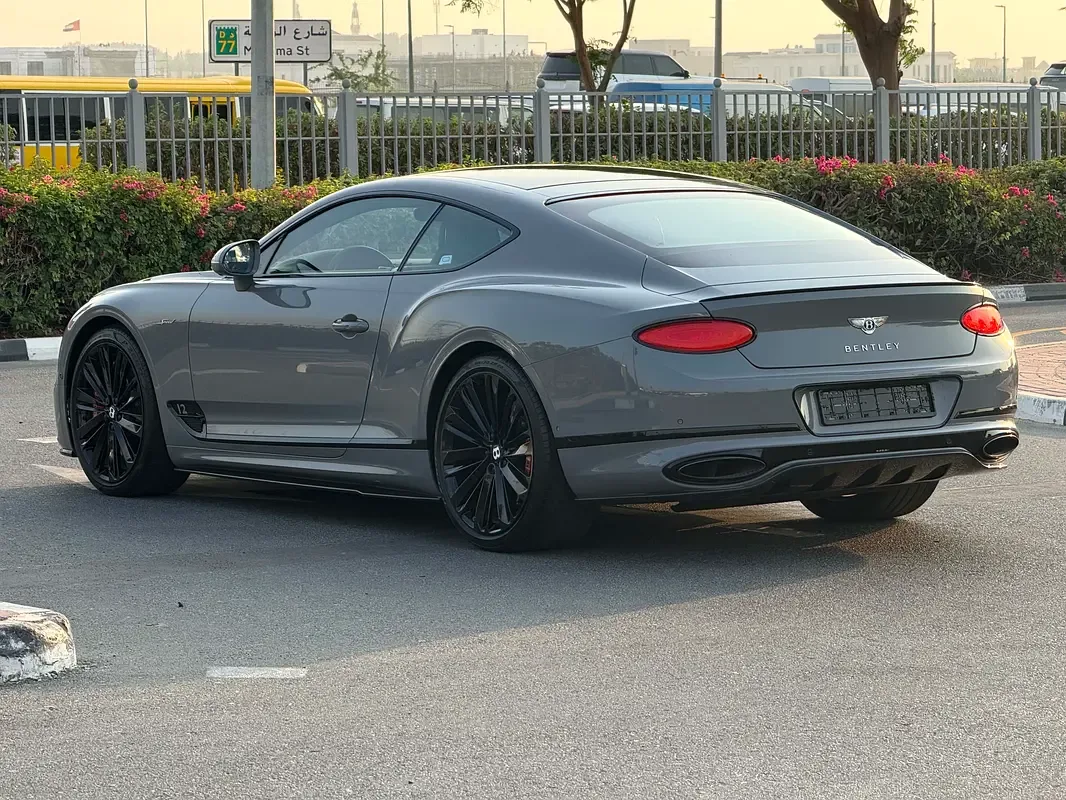 Bentley Continental GT 6.0 AMT AWD (659 حصان) - 16