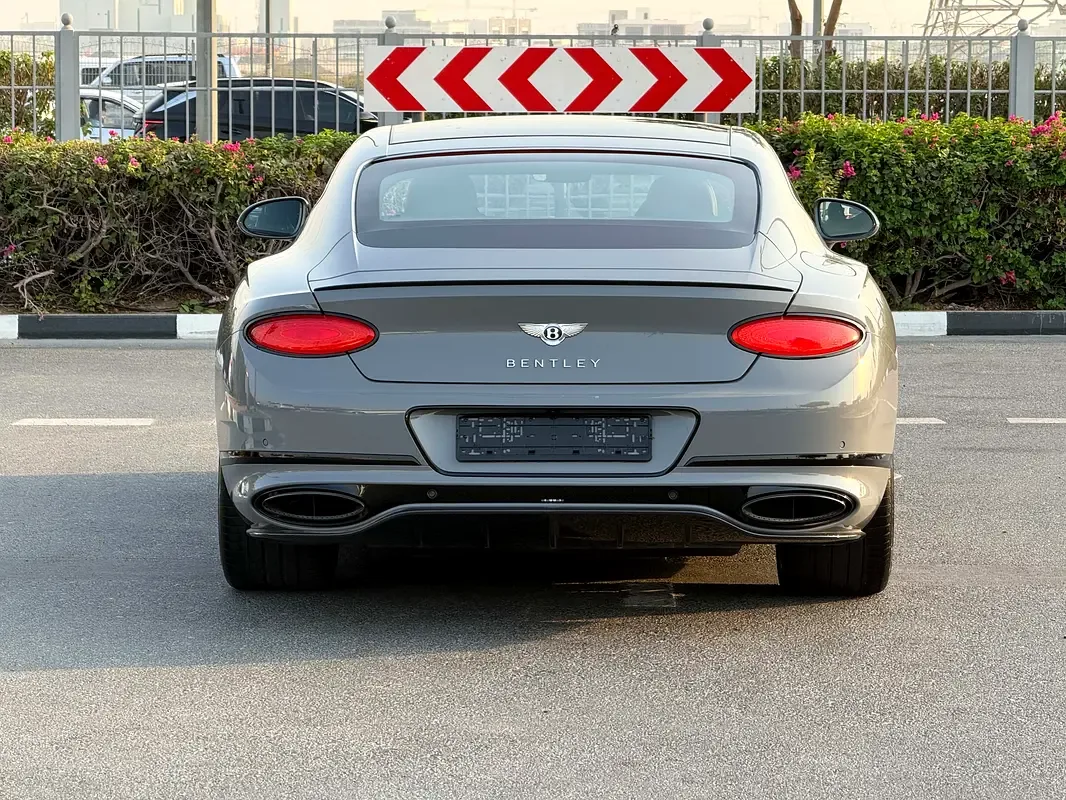 Bentley Continental GT 6.0 AMT AWD (659 حصان) - 17