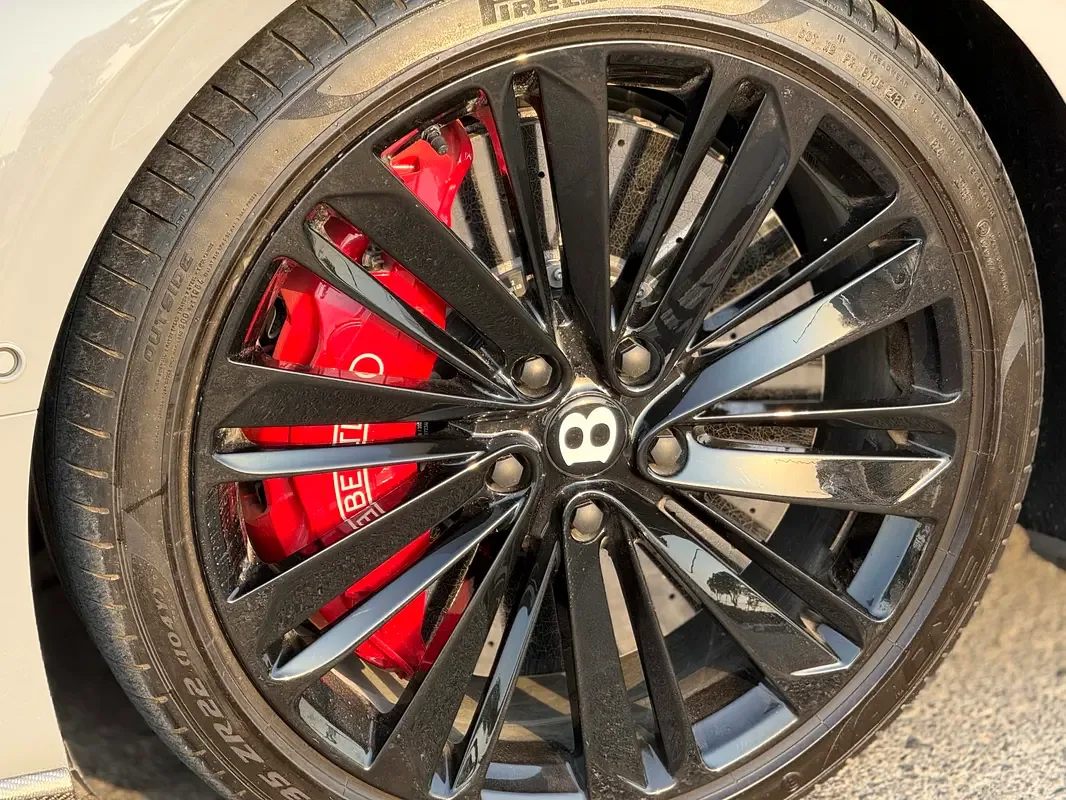 Bentley Continental GT 6.0 AMT AWD (659 حصان) - 20