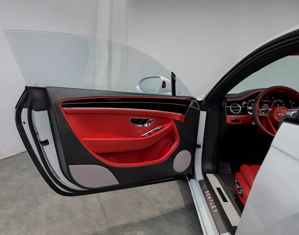 Bentley Continental GT 6.0 AMT AWD (659 حصان) - 15