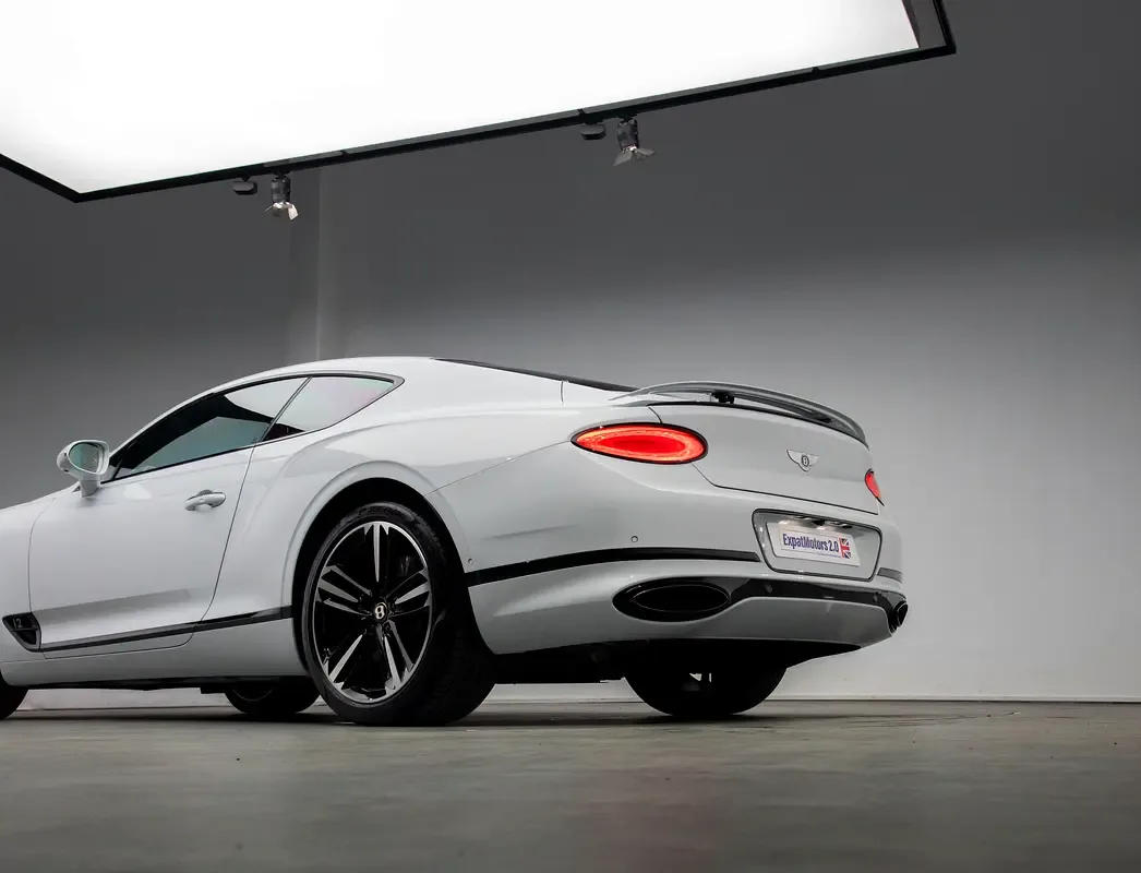 Bentley Continental GT 6.0 AMT AWD (659 حصان) - 20