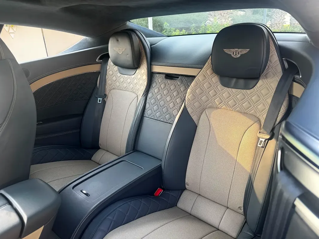 Bentley Continental GT 6.0 AWD AMT (635 hp) - 12