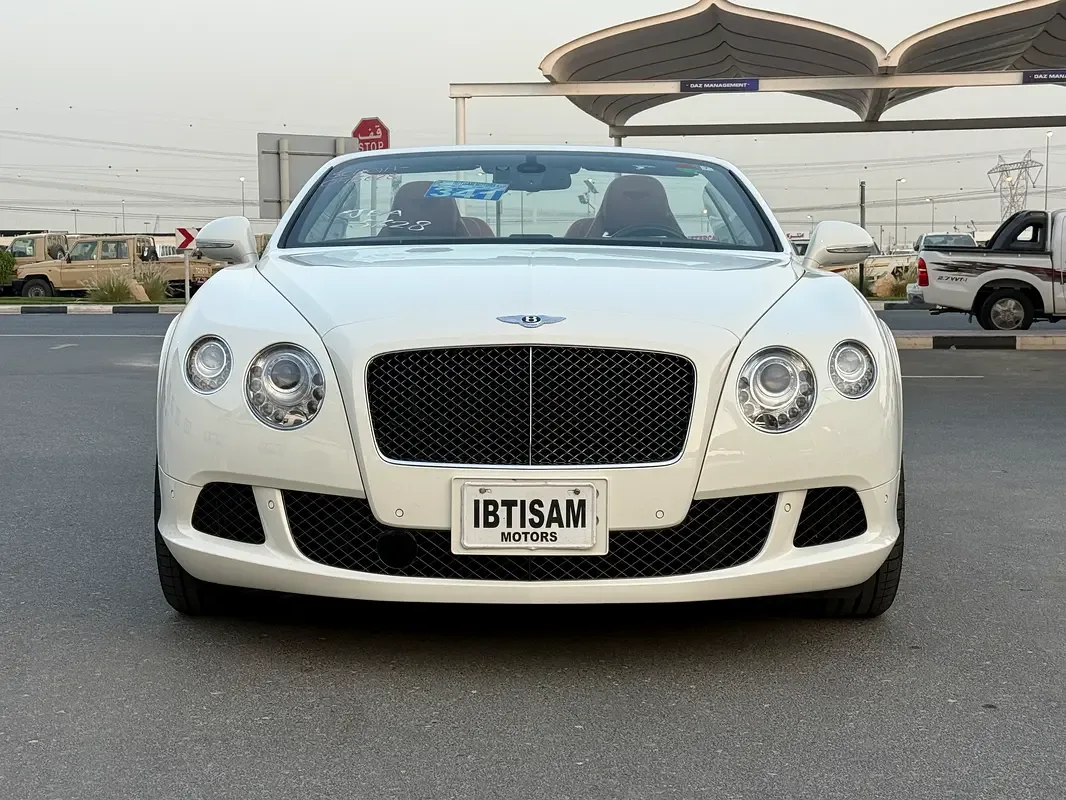 Bentley Continental GT 6.0 AWD AT (625 حصان) - 6