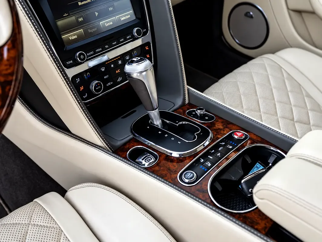 Bentley Continental GT 6.0 W12 AWD AT (642 hp) - 11