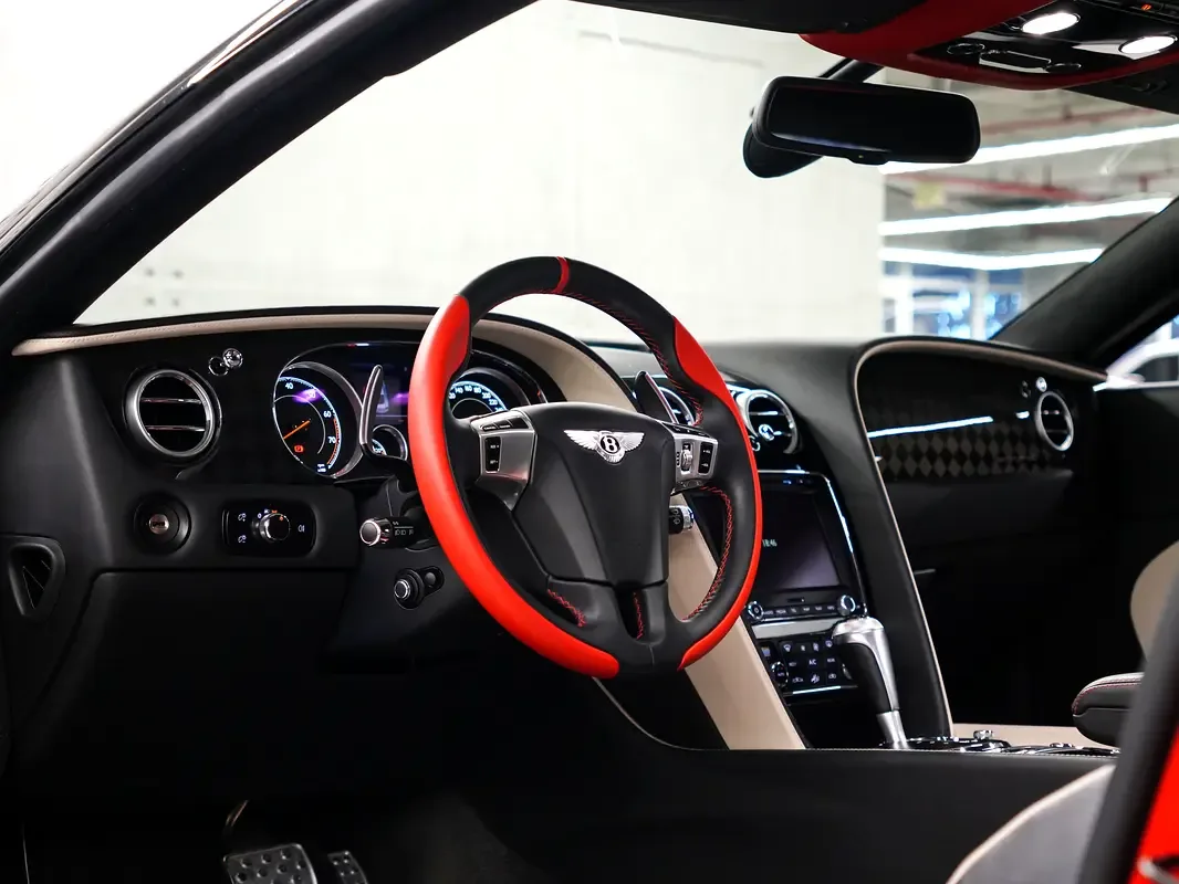 Bentley Continental GT 6.0 W12 AWD AT (710 حصان) - 14