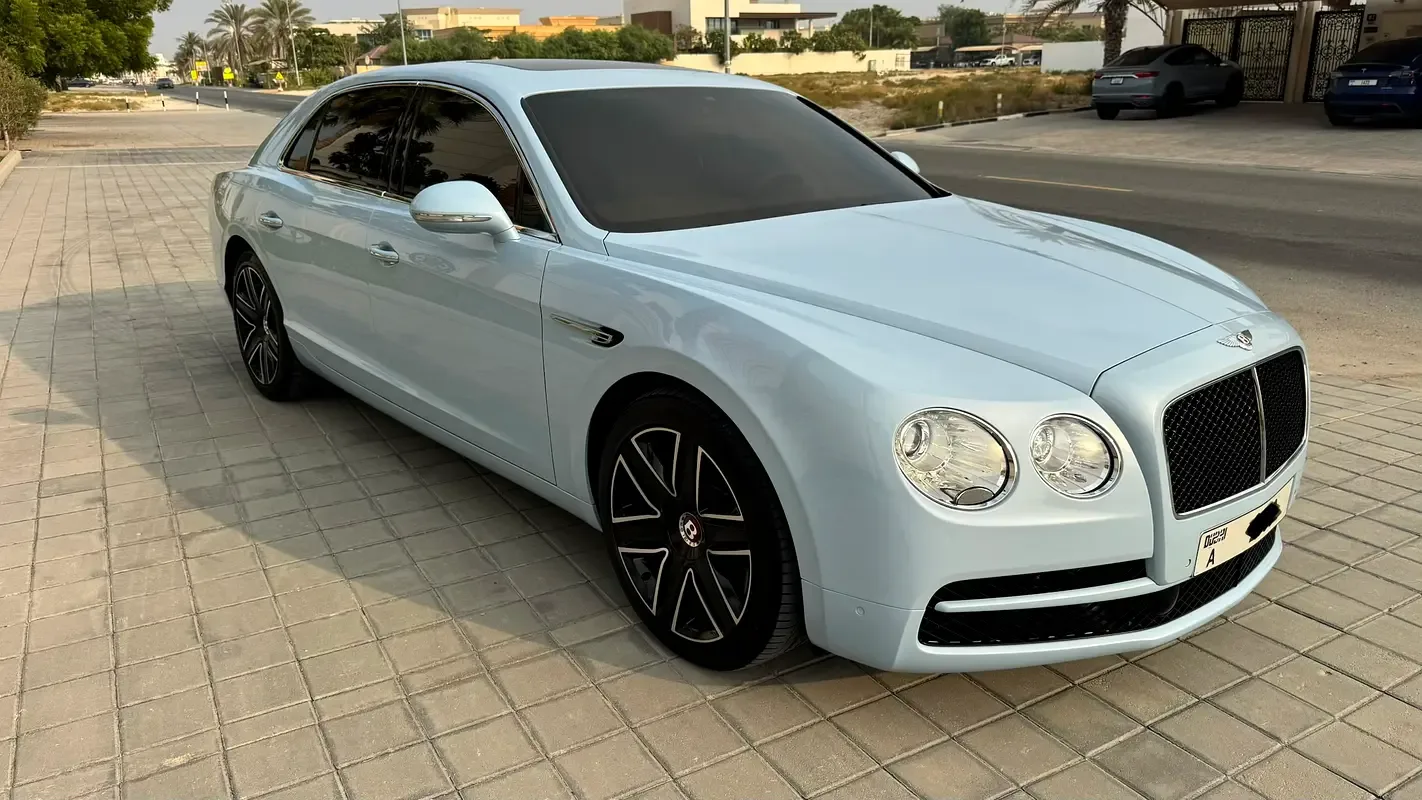 Bentley Flying Spur 4.0 V8 AWD AT (507 حصان) - 3