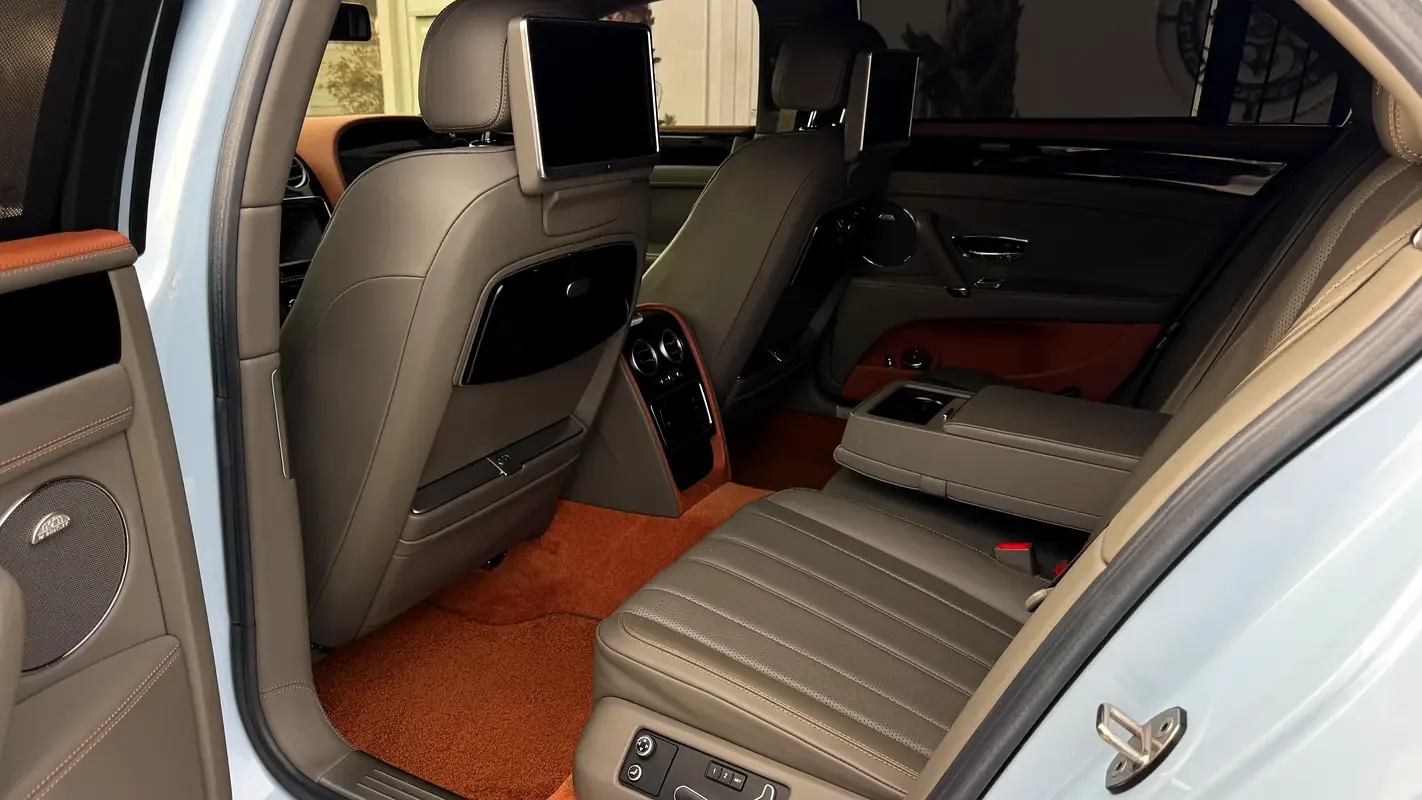 Bentley Flying Spur 4.0 V8 AWD AT (507 حصان) - 13