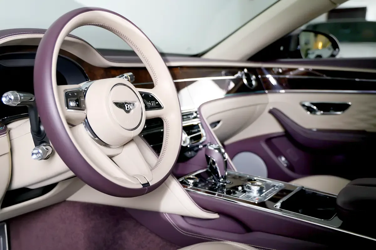 Bentley Flying Spur 6.0 AMT AWD (635 حصان) - 6