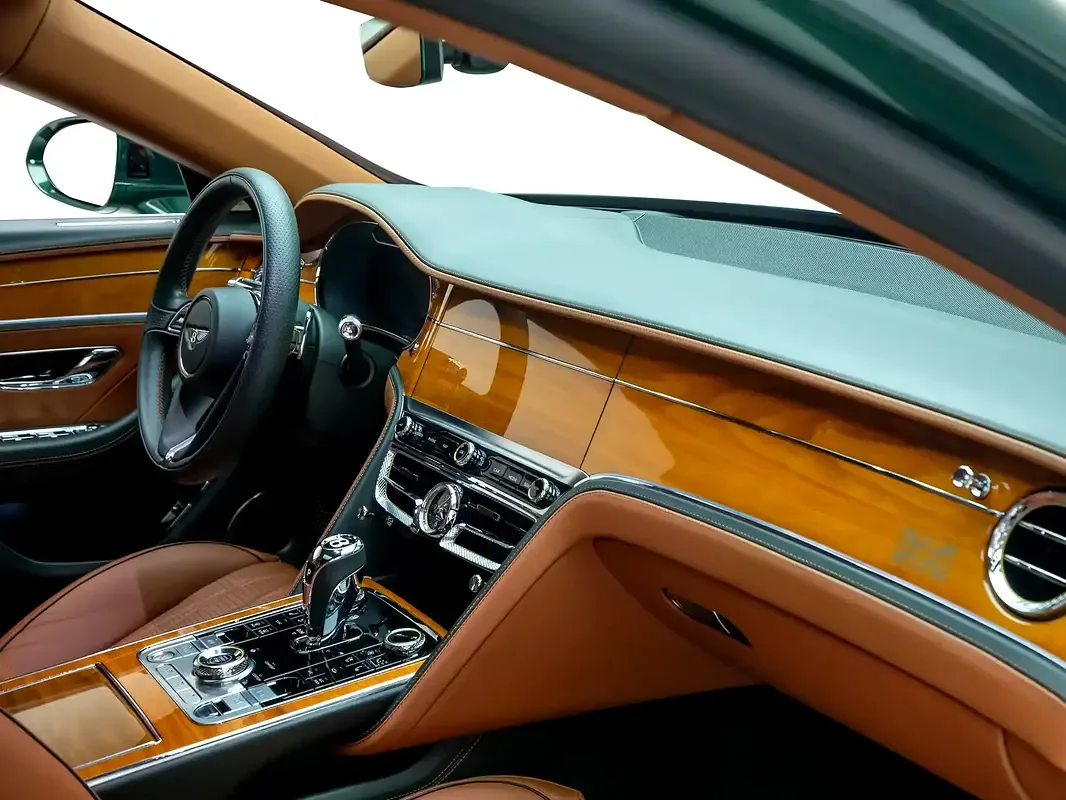 Bentley Flying Spur 6.0 AMT AWD (635 حصان) - 10