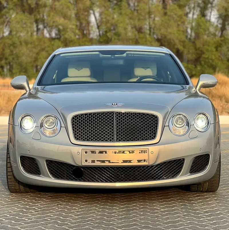 Bentley Flying Spur 6.0 AT AWD (635 hp) - 3