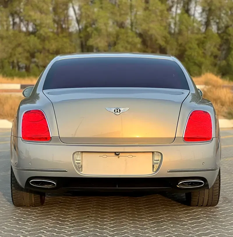 Bentley Flying Spur 6.0 AT AWD (635 hp) - 4