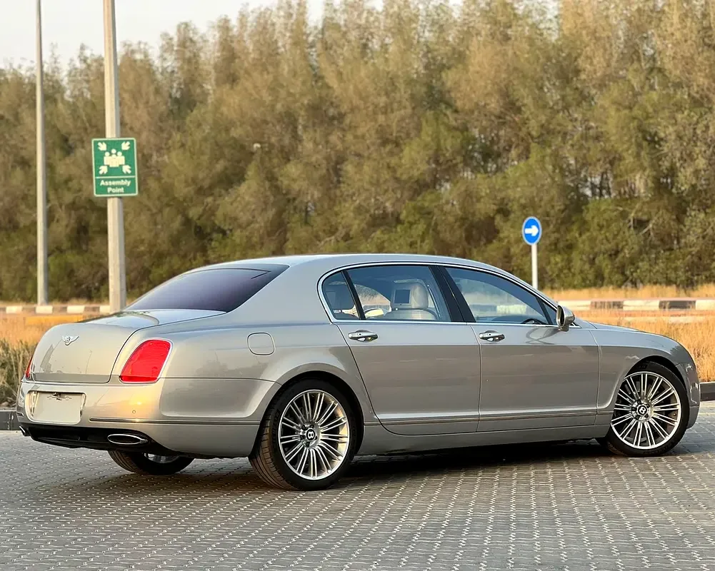 Bentley Flying Spur 6.0 AT AWD (635 hp) - 5